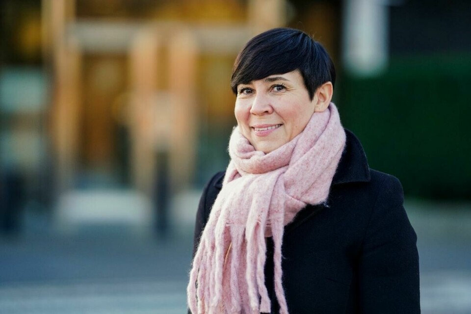 – Det må forventes å kunne være reiserestriksjoner også når påsken kommer, og folk bør ikke nå planlegge for utenlandsreiser i påsken, sier Utenriksminister Ine Eriksen Søreide i en pressemelding. – Det må forventes å kunne være reiserestriksjoner også når påsken kommer, og folk bør ikke nå planlegge for utenlandsreiser i påsken, sier Utenriksminister Ine Eriksen Søreide i en pressemelding.