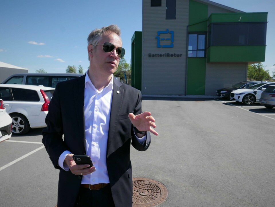 «Vårt eget industriområde på Øra er et godt eksempel, massevis av nye arbeidsplasser innen resirkulering av materialer, glass osv. Batteriretur et annet eksempel, bygget opp for å ta hånd om et annet element i den grønne skiltet, elektrifiseringen av bilparken.», skriver Jon-Ivar Nygård (Ap).