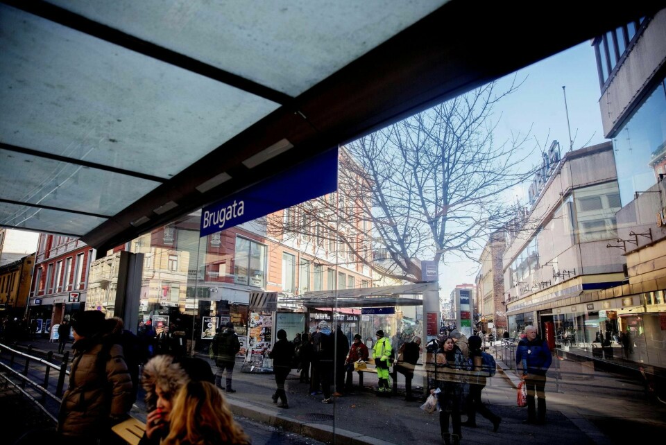 Brugata i Oslo er samlingsstedet for heroinavheninge i hovedstaden, etter at de ble jaget vekk fra Plata ved Oslo S for noen år siden. Foto: Hilde Unosen.