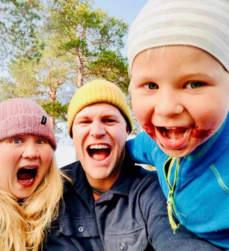 For noen foreldre er én dag på tur med barn mer enn nok, men Ingrid Alm og Ole Thomas Helgesen er blant dem som velger å dra på langtur med barn i bagasjen. For noen foreldre er én dag på tur med barn mer enn nok, men Ingrid Alm og Ole Thomas Helgesen er blant dem som velger å dra på langtur med barn i bagasjen.
