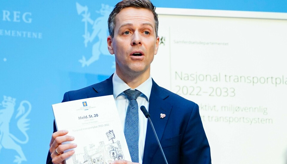 Samferdselsminister Knut Arild Hareide under presentasjonen av stortingsmelding om ny nasjonal transportplan (NTP) .