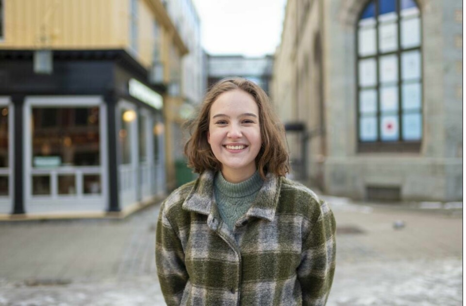 Nora Selnæs. Ungdomskandidat for MDG Trøndelag. Nora Selnæs. Ungdomskandidat for MDG Trøndelag.