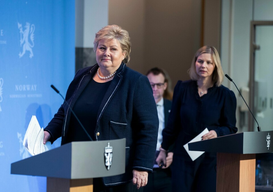 De minste partiene på borgerlig side ligger fortsatt veldig dårlig an. Verken KrF med 3,1 prosent eller Venstre med 2,9 prosent får det til. De to partiene har forsvunnet bak ryggen til Erna Solberg, skriver Arne Strand. .