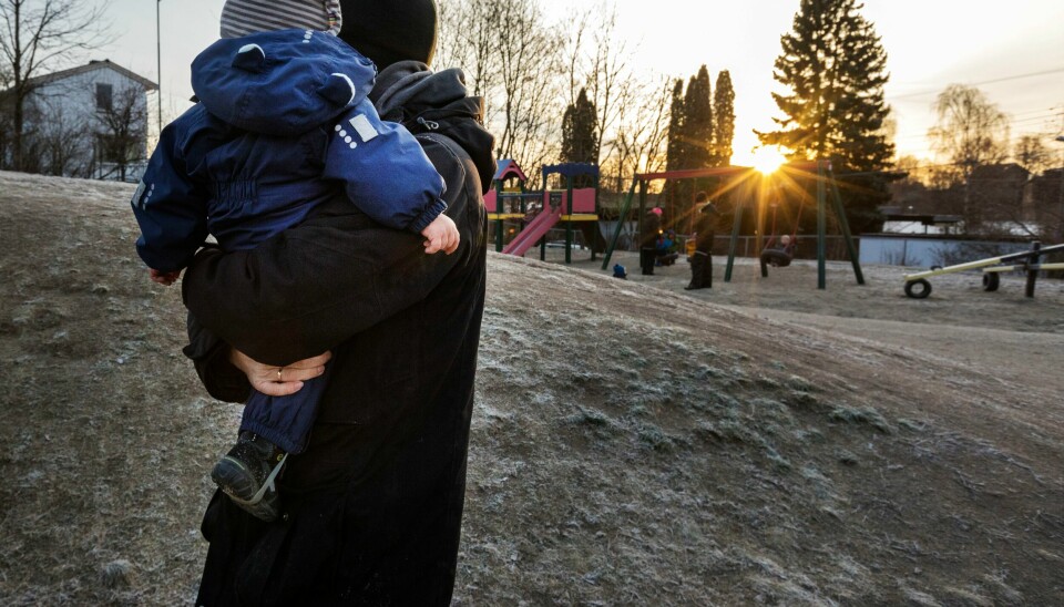 Flere partier er opprørt over at regjeringen vil fryse barnetrygden og peker på at det vil ramme barnefamilier hardt slik den økonomiske situasjonen er i dag. Illustrasjonsfoto. Siden 2006 har antall barn i befolkningen økt med 2,7 prosent, mens antall barn i lavinntektsgrupper har økt med hele 70,8 prosent, ifølge SSB. Illustrasjonsfoto: Gorm Kallestad / NTB