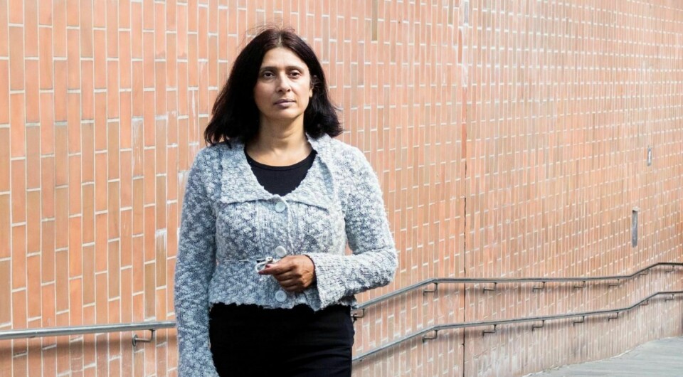 Samfunnsdebattant Loveleen Brenna mener myndighetene ikke får innvandrere og flere andre grupper til å forstå koronasmitte, -symptomer og -restriksjoner.