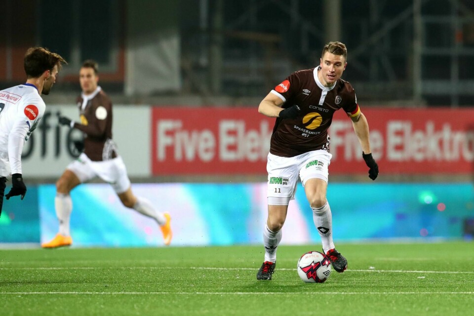 Mjøndalen-kaptein Christian Gauseth sier at det ikke er aktuelt for MIF-spillerne å utføre arbeid man ikke får betalt for. Mjøndalen 20191201. Mjøndalens Christian Gauseth i aksjon under eliteseriekampen i fotball mellom Mjøndalen og Vålerenga på Consto Arena søndag.Foto: Fredrik Hagen / NTB scanpix