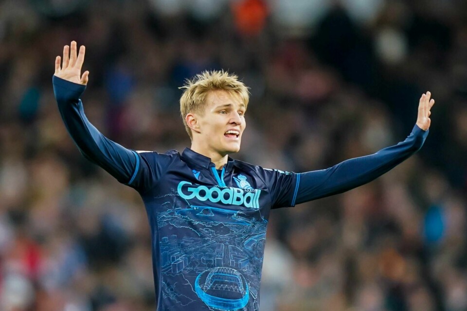 Martin Ødegaard og hans lagkamerater har gått med på å gå ned i lønn.