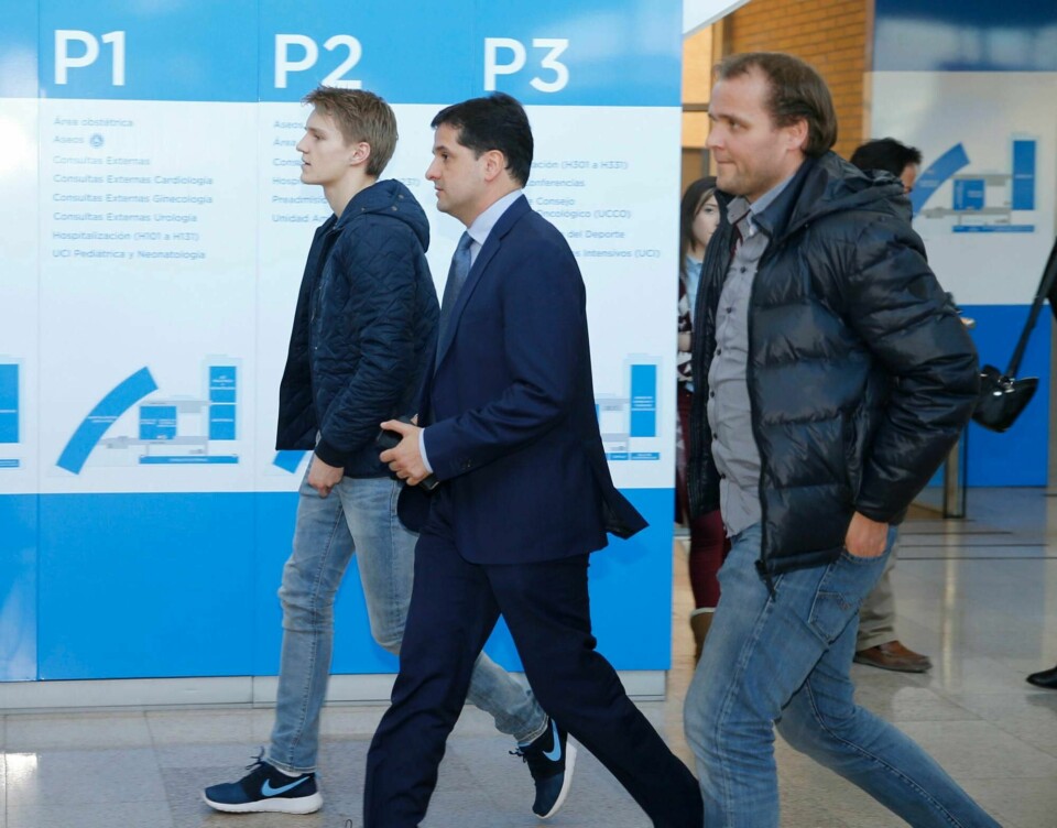 Martin Ødegaard ble presentert som Real Madrid-spiller i januar 2015, og nå har pappa Hans Erik Ødegaard klaget VG inn for PFU over sakene avisen har skrevet rundt overgangen til sønnen.