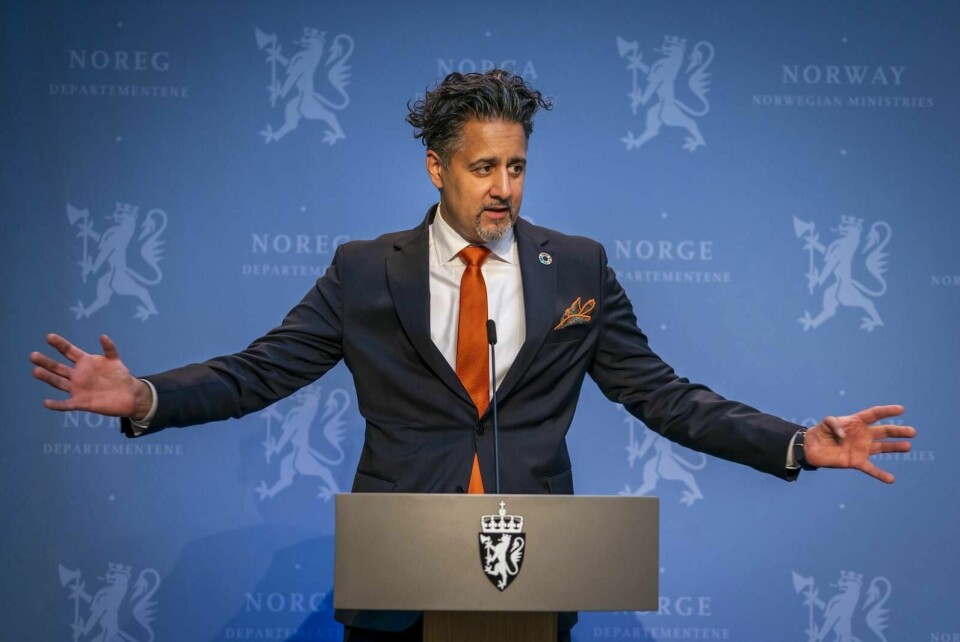 Kultur- og idrettsminister Abid Raja har lagt fram en krisepakke som bommer på målet om å redde idrettsklubbene. Foto: Foto: Heiko Junge/NTB scanpix