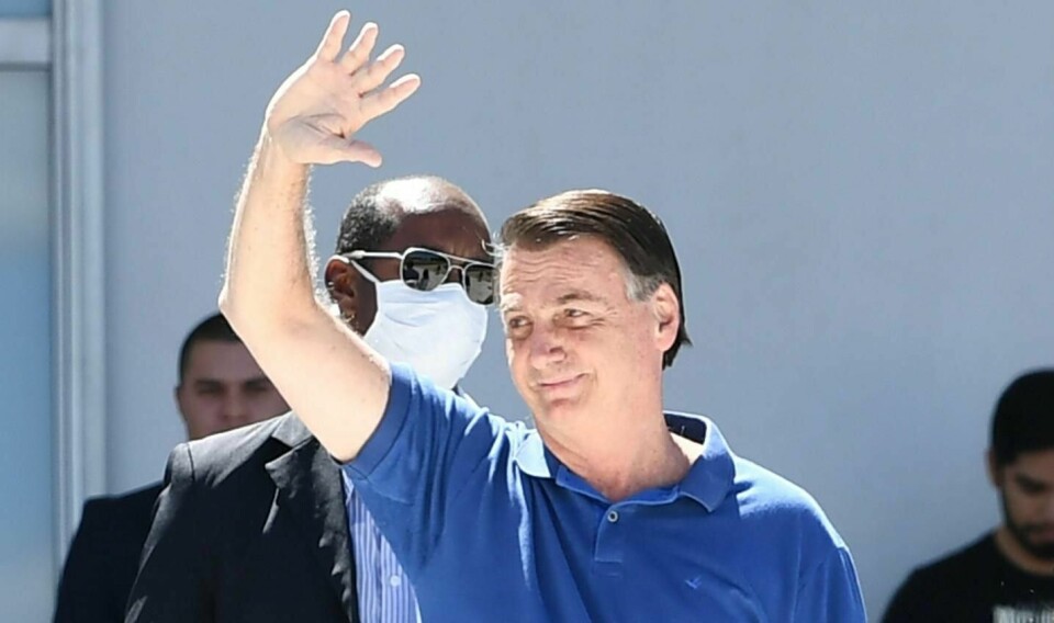 Ubekreftede rapporter har indikert at Brasils president Jair Bolsonaro er koronasmittet. Selv hevder han at han har testet negativt to ganger, men nekter å legge fram testresultatene.
