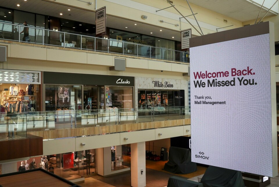 Restauranter og butikker åpner i USA The Galleria, photographed before it reopened Friday, May 1, 2020, at the mall in Houston. Gov, Greg Abbott called for some Texas businesses to reopen at limited capacity May 1, despite the pandemic. (Jon Shapley/Houston Chronicle via AP)