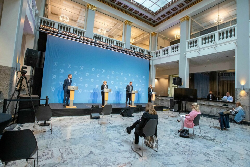 Regjeringen holder tilbake en rekke rapporter og notater om koronakrisen. Nødvendig i noen tilfeller, sier helse- og omsorgsminister Bent Høie (H), mens Norsk Redaktørforening peker på at regjeringen driver med sensur av kilder. Foto: Terje Pedersen / NTB scanpix