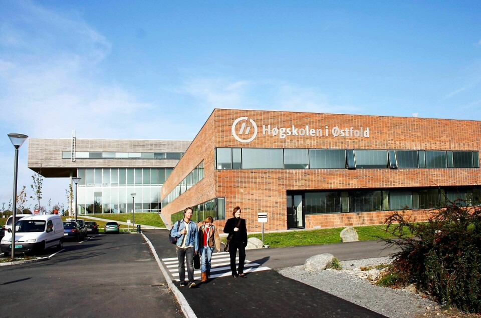 Høgskolen i Østfold har innført det omstridte forbudet mot ansiktsdekkende plagg. FOTO: BÅRD HALVORSEN