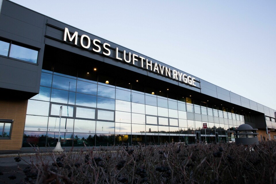 Moss lufthavn Rygge har stått brakk siden stengingen i 2016. Dagens eiere har ikke klart å få til en gjenåpning på over tre år. Nå vurderer de å selge flyplassen til noen andre. Moss Lufthavn Rygge (MLR)