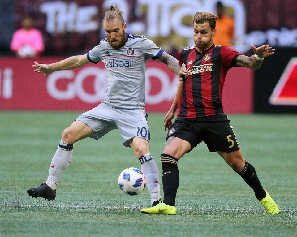 Aleksander Katai (t.v.) er ferdig i LA Galaxy.