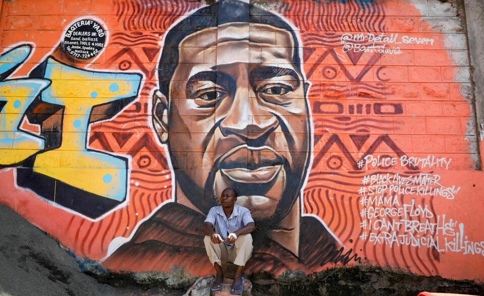 Over hele verden minnes afroamerikaneren George Floyd, som ble drept av en politimann i Minneapolis. Her en graffiti i Nairobi i Kenya.