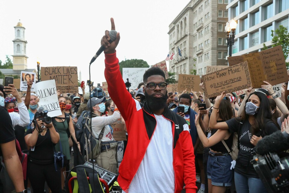 Demonstrators take part in a protest against the death in Minneapolis police custody of George Floyd, near the White House in Washington, U.S., June 3, 2020. REUTERS/Jonathan Ernst Demonstrators take part in a protest against the death in Minneapolis police custody of George Floyd, near the White House in Washington, U.S., June 3, 2020. REUTERS/Jonathan Ernst