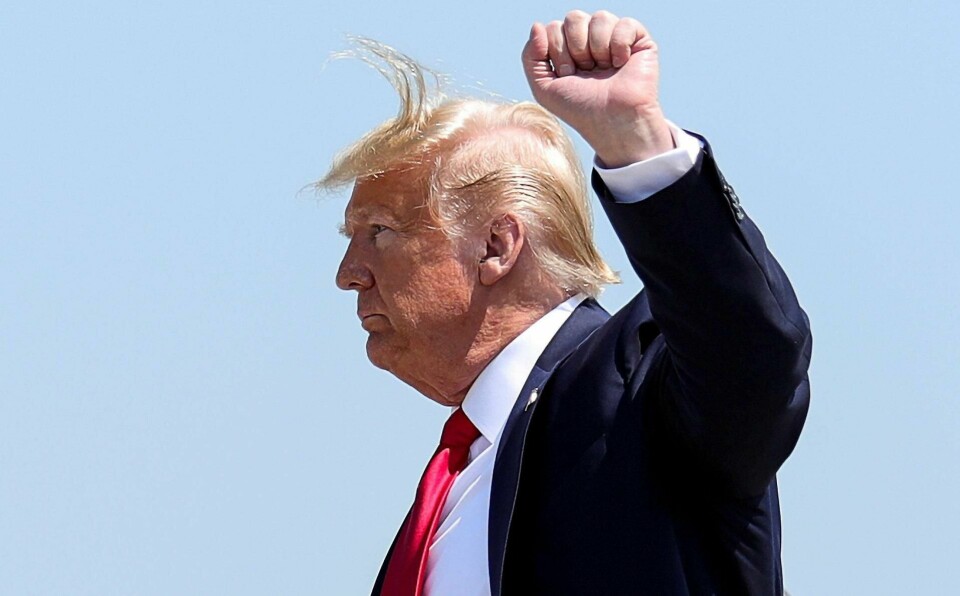 Da væpnede militser stormet en rekke delstatsforsamlinger i protest, kalte Donald Trump dem for «very good people». Mange spør nå hva som vil skje dersom Trump taper valget, men hevder på Twitter at han faktisk har vunnet. Foto: Tom Brenner/NTB scanpix
