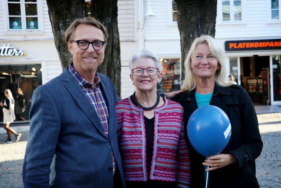 John Peter Hernes og Sissel Knutsen Hegdal da nominasjonskomiteens leder Elisabeth Sjo Jespersen presenterte de to før valget i 2019. Foto: Tone Helene Oskarsen