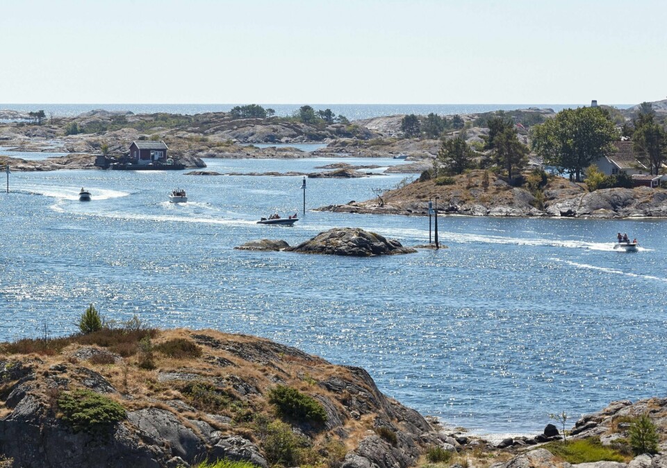 Vi oppfordrer alle til å løfte blikket denne sommeren. Med økt bevissthet og oppmerksomhet på sjøen bidrar alle til en fin og trygg båtsommer både for oss selv og andre.