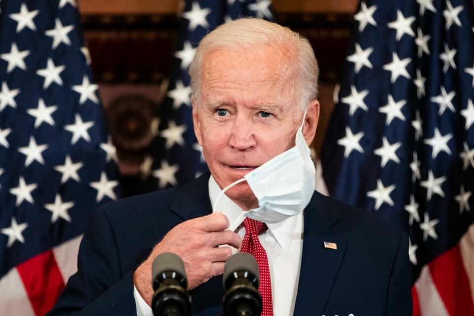 Democratic presidential candidate, former Vice President Joe Biden removes his mask as he speaks in Philadelphia, Tuesday, June 2, 2020. (AP Photo/Matt Rourke) Democratic presidential candidate, former Vice President Joe Biden removes his mask as he speaks in Philadelphia, Tuesday, June 2, 2020. (AP Photo/Matt Rourke)
