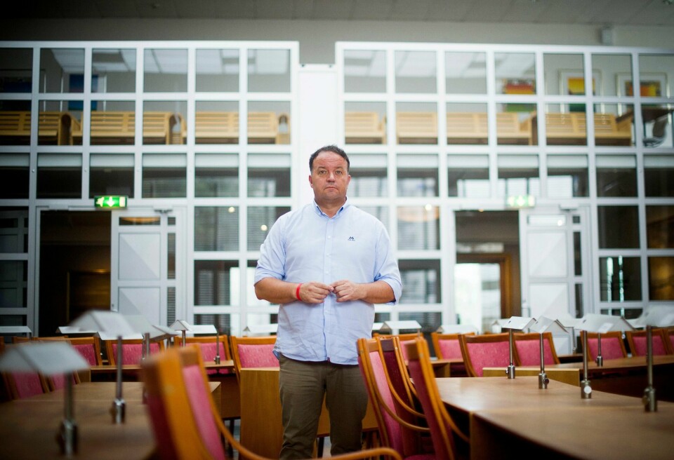 Partileder Frode Myrhol i Folkeaksjonen nei til mer bompenger (FNB) får kritikk av Ingebjørg Folgerø (H) for sine uttalelser om piggdekkavgift.