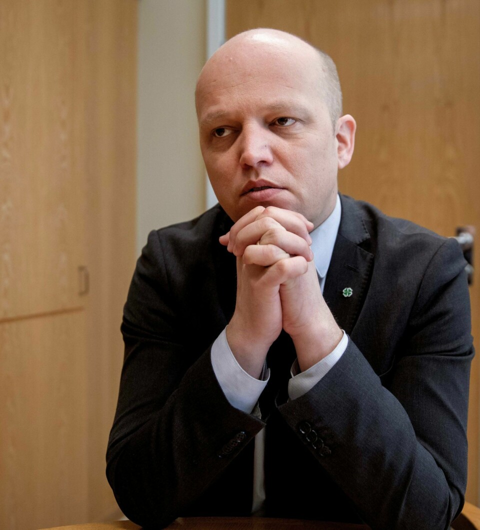 VARSEL: Fra å være partiet som ikke hadde noen saker om seksuell trakassering til behandling på senhøsten i fjor, har etter hvert Sp-leder Trygve Slagsvold Vedum fått mer å bale med