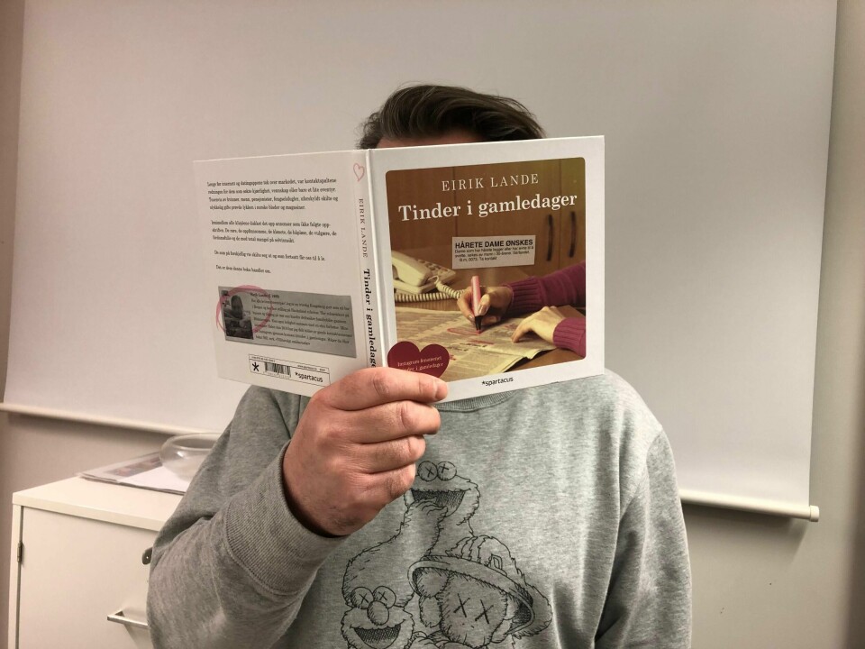 Bok om gamle kontaktannonser vekker latter.