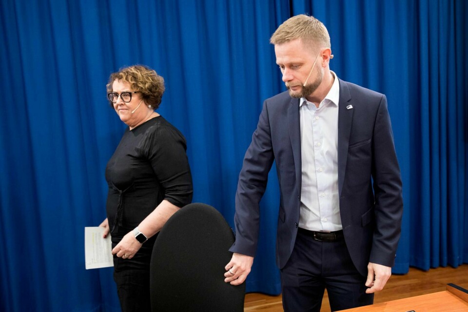 Helseminister Bent Høie (H) og fungerende partileder i KrF Olaug Bollestad presenter regjeringens forslag om foreslåtte endringer i abortloven.