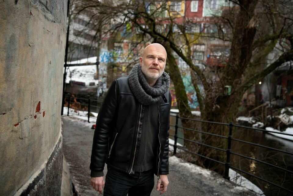 Arne Svingen skriver om slåsskjempen Herman, som skiller skarpt mellom å slå og å slåss.