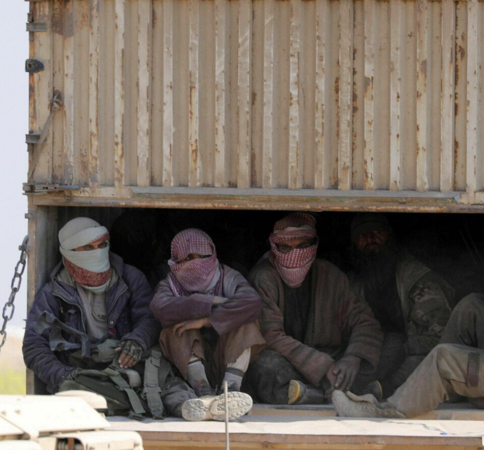Kurdiske styrker hevder de nå har innledet de siste kampene mot IS i nærheten av Deir-al-Zor i Syria. De fleste er fremmed krigere og deres familier. FOTO: RODI SAID/NTB SCANPIX