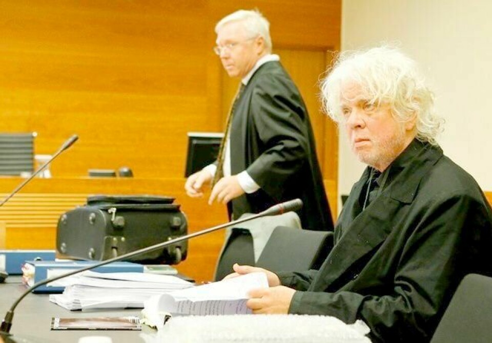 Odd Nerdrum med sin forsvarer Pål Beg (bak) i retten under ankesaken i Borgarting lagmannsrett. FOTO: NTB SCANPIX