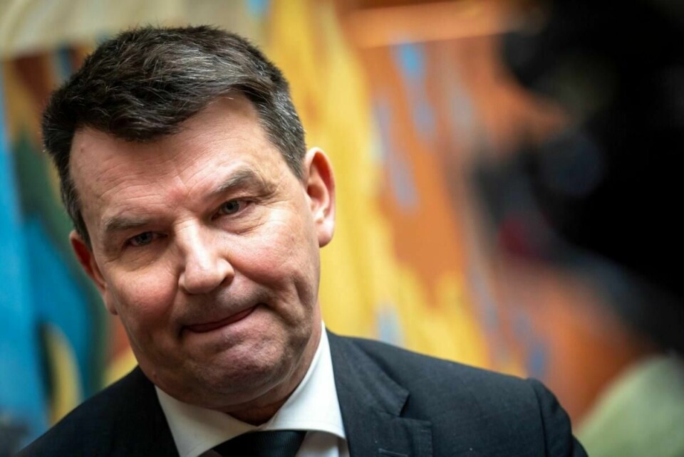 Jussprofessor Mads Andenæs ved UiO mener at det kan bli vanskelig for Tor Mikkel Wara (Frp) å vende tilbake som justisminister, fordi han har støttet samboeres forklaring. Foto: Heiko Junge / NTB scanpix