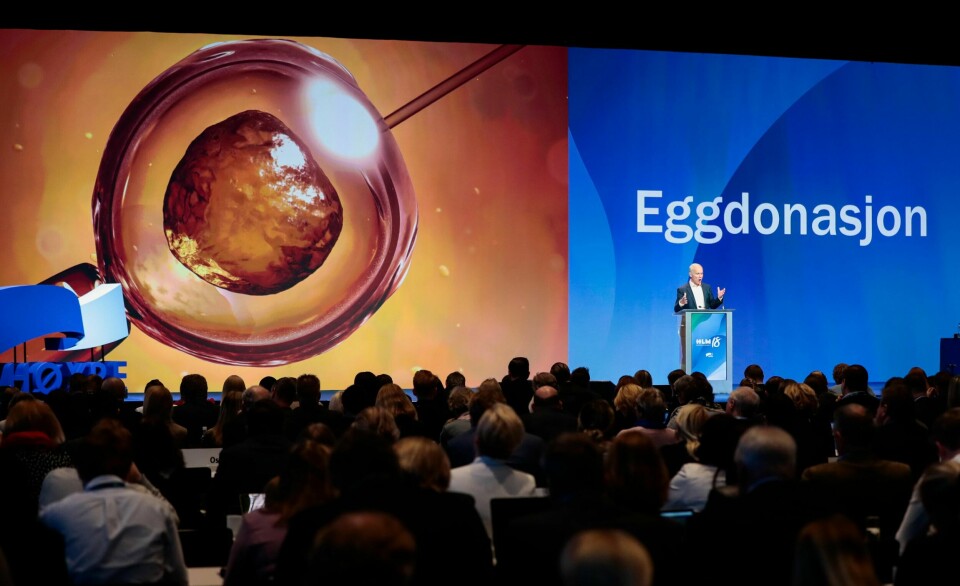 Regjeringen gjør en rekke endringer i bioteknologiloven. Stridstemaet eggdonasjon er ikke blant endringene. Her fra Høyres landsmøte i fjor, hvor temaet var oppe til debatt. Foto: Lise Åserud / NTB scanpix