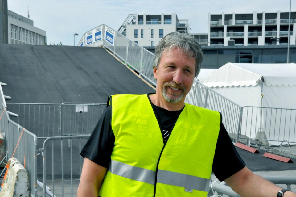 Festivalsjef Odd Langhelle kan konstatere at planlegging er unnagjort, for nå kan Blinkfestivalen starte. Det ligger an til folkefest og kanskje så mye som 70.000 tilskuere i løpet av årets festival.