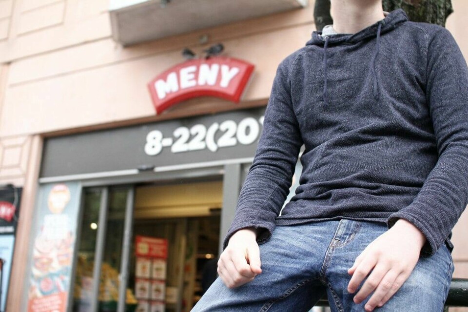 Reagerer: «Snorre» (20) forteller at noen av spørsmålene i rekrutteringstesten var så rare at han skrev dem ned. Selv om han ikke skjønte hva de hadde å gjøre med jobben han skulle utføre å gjøre, forsøkte han allikevel å svare så godt han kunne. Reagerer: «Snorre» (20) forteller at noen av spørsmålene i rekrutteringstesten var så rare at han skrev dem ned. Selv om han ikke skjønte hva de hadde å gjøre med jobben han skulle utføre å gjøre, forsøkte han allikevel å svare så godt han kunne.