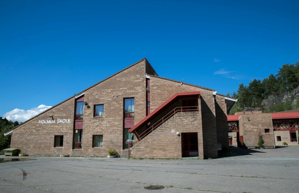 SKOLEN: En 16 år gammel gutt ble i midten av juni utsatt for en voldshandling på Holmlia skole. Han døde en måned senere av skadene.