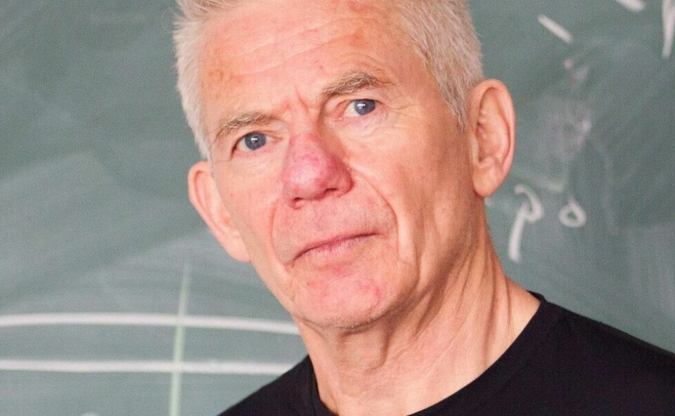 «Gapet mellom dem som tjener mest og minst har økt.»,Kalle MoeneProfessor i økonomi ved Universitetet i Oslo, ekspert på fordeling og økonomisk utvikling,Forskjellene mellom de fattigste og de rikeste i Norge har blitt større de siste årene. Fordelingen av inntekt mellom vanlige lønnsmottakere og kapitaleiere er nå mer i kapitaleiernes favør enn før. Gapet mellom dem som tjener mest og minst har økt, men ikke i samme grad som i andre land. Det er grunn til å tro at de også vil øke framover. For den som er opptatt av likhet er dette et faresignal. Fortsetter veksten i sektorer der fagorganiserte står svakere, kan vi få større forskjeller i fremtiden.,Foto: Arne Ove Bergo «Gapet mellom dem som tjener mest og minst har økt.»,Kalle MoeneProfessor i økonomi ved Universitetet i Oslo, ekspert på fordeling og økonomisk utvikling,Forskjellene mellom de fattigste og de rikeste i Norge har blitt større de siste årene. Fordelingen av inntekt mellom vanlige lønnsmottakere og kapitaleiere er nå mer i kapitaleiernes favør enn før. Gapet mellom dem som tjener mest og minst har økt, men ikke i samme grad som i andre land. Det er grunn til å tro at de også vil øke framover. For den som er opptatt av likhet er dette et faresignal. Fortsetter veksten i sektorer der fagorganiserte står svakere, kan vi få større forskjeller i fremtiden.,Foto: Arne Ove Bergo