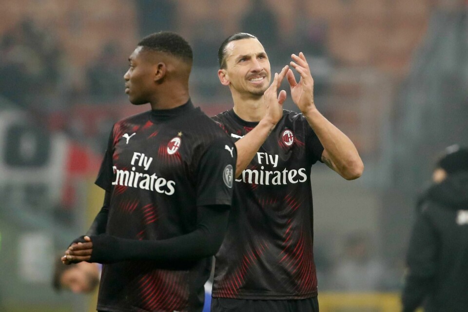 Zlatan Ibrahimovic hadde sine sjanser, men klarte ikke score. Det endte 0–0 mellom Milan og Cagliari.