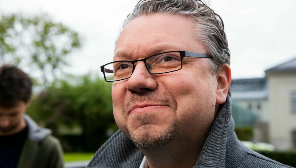 Tidligere Frp-politiker Ulf Leirstein har ansatt sønnen som politisk rådgiver på Stortinget.