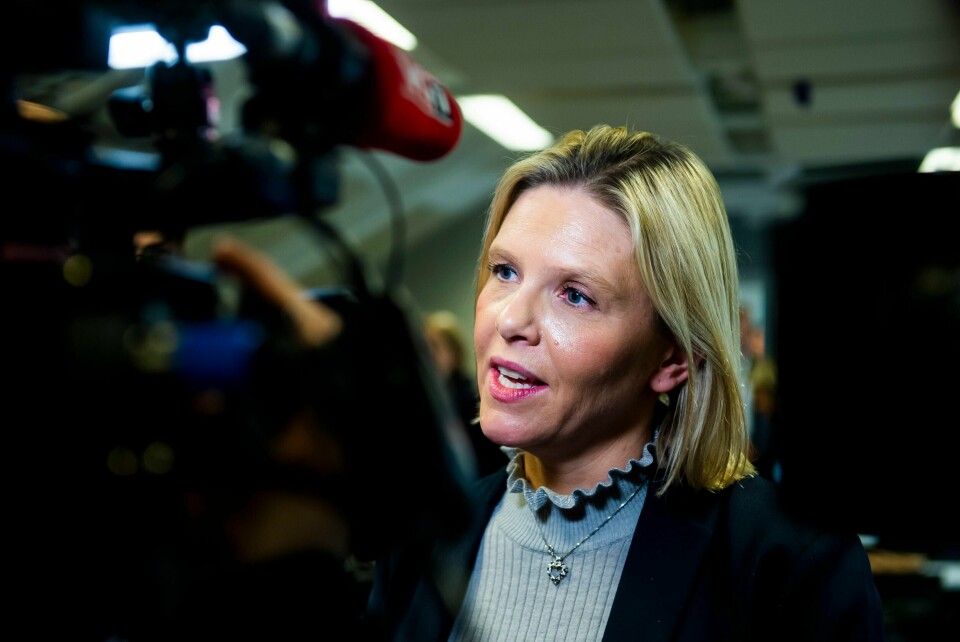 Nestleder i Frp og avgått statsråd Sylvi Listhaug sier mange i Frp har lagt bånd på seg i løpet av årene i regjering. Hun lover at ingen kommer til å spare på kruttet nå. Foto: Fredrik Varfjell / NTB scanpix