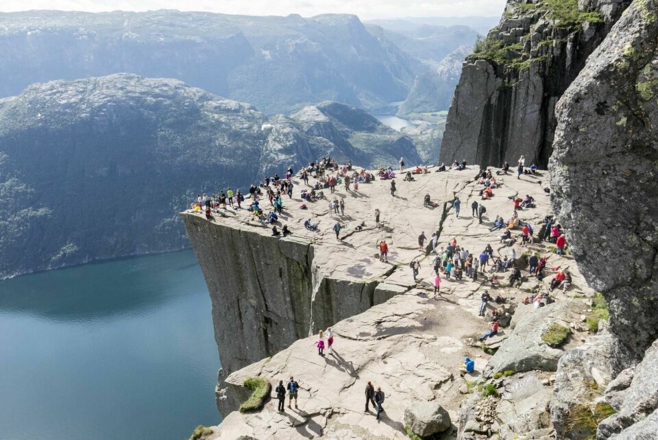 Preikestolen er en av Norges fremste turistattraksjoner og er et argument for å innføre turistskatt. Foto: Paul Kleiven/NTB scanpix
