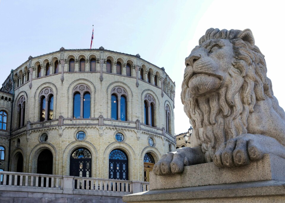 Vårt demokrati trenger at et mangfold av stemmer deltar i det offentlige ordskiftet. Alle taper dersom trusler og frykt hindrer mennesker i å engasjere seg i samfunnsdebatten. Det har vi ikke råd til. Foto: NTB scanpix