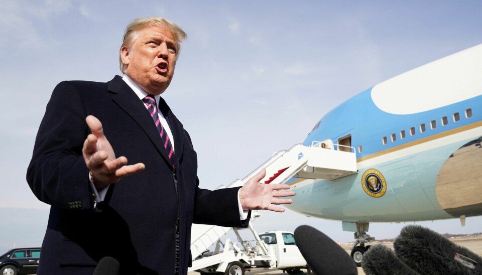 USAs president Donald Trump er lite fornøyd med rettsaken mot kameraten Roger Stone.