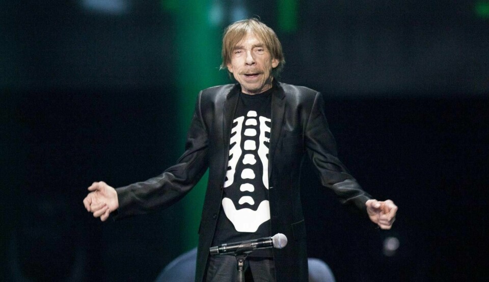 Jahn Teigen (70) sovnet stille inn på Ystad Sykehus i Sverige mandag 24 februar. Her er han fotografert under Melodi Grand Prix i 2016, der 40-årsjubileet for skjelettdrakten ble markert.