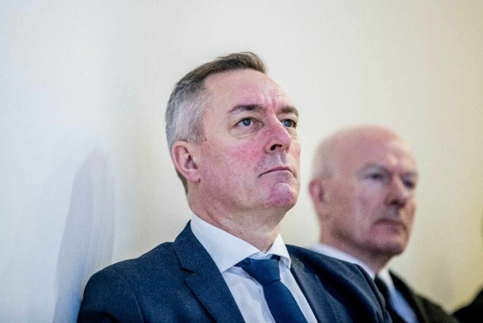 Forsvarsminister Frank Bakke-Jensen (H), her sammen med forsvarssjef Haakon Bruun-Hanssen (t.h.), sier det er for tidlig å si hvordan fredsavtalen mellom Afghanistan og Taliban vil påvirke det norske, militære nærværet i landet.