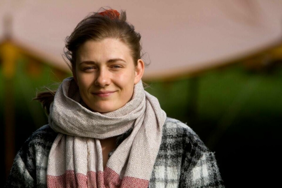 Hannah Berg mener vi har en vei å gå med å få flere kvinner inn i tradisjonelle «mannsyrker» og menn inn i tradisjonelle «kvinneyrker».
