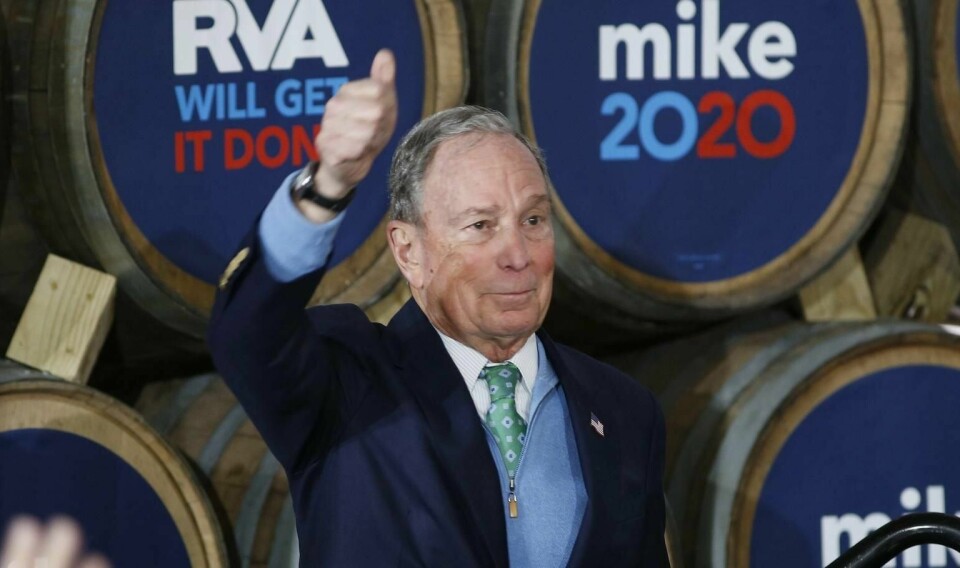 Michael Bloomberg får stadig hardere kritikk av de andre demokratiske kandidatene. Her er han på et valgmøte i Virginia.