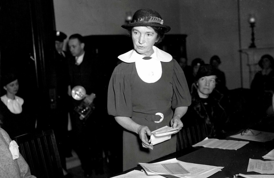 Amerikanske Margaret Sanger kjempet hele livet for kvinners rett til familieplanlegging. Her er hun fotografert i 1934, tiår før pillen ble oppfunnet og godkjent. Foto: NTB Scanpix