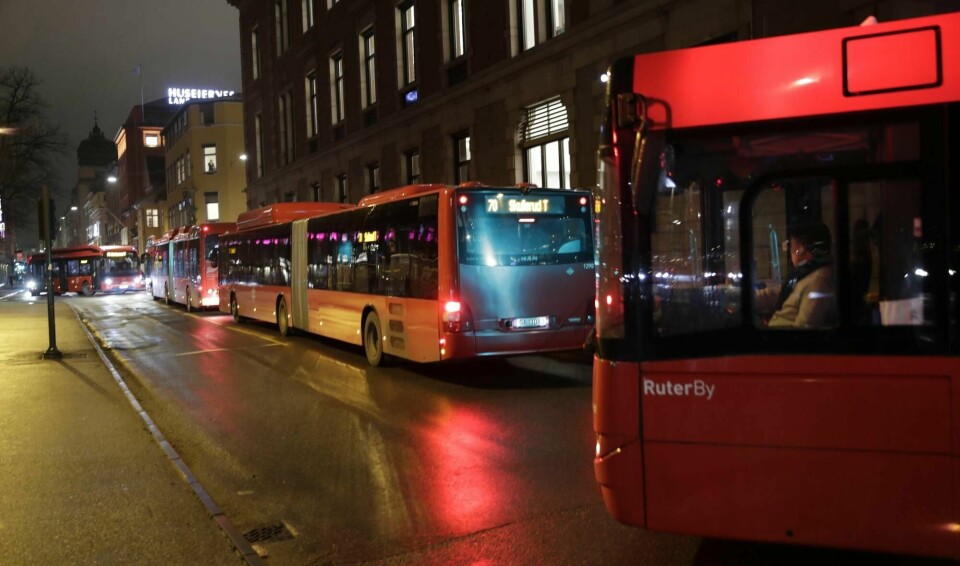 – Busser og trikker må begrenses og gå halvfulle, sier Dag Jacobsen, leder for medisinsk intensivavdeling ved Ullevål sykehus.